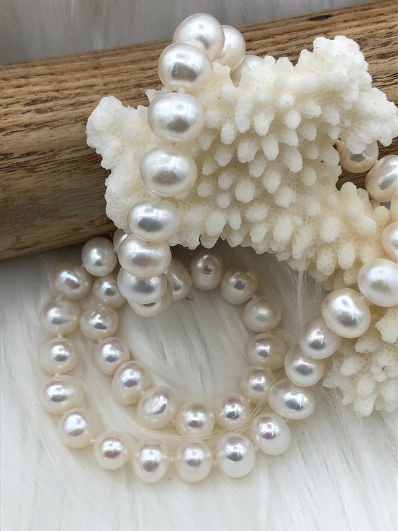 Natural freshwater shop pearl necklace