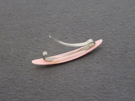 1950's vintage hair clip, SMALL 1.9" light pink p… - image 7