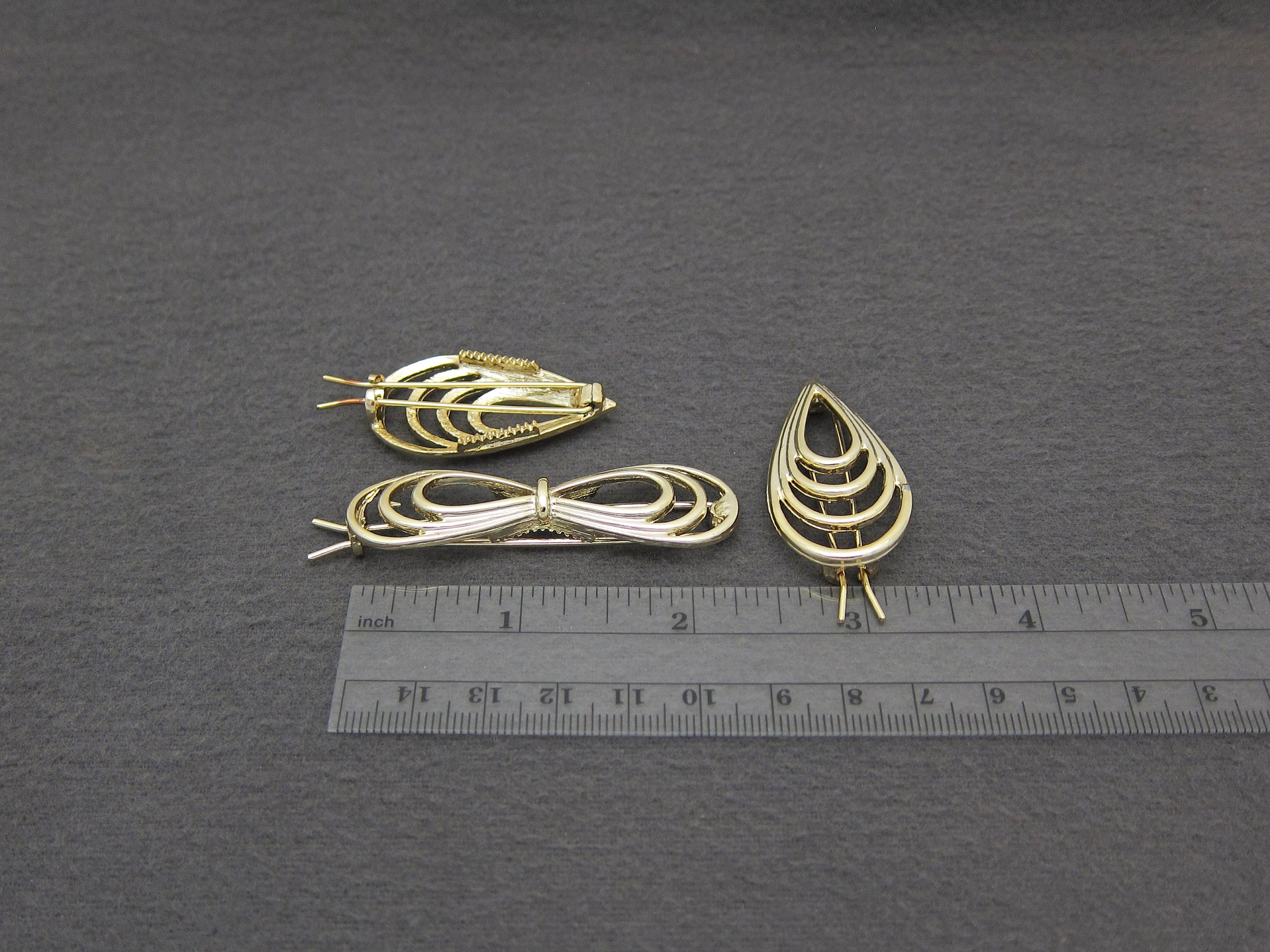 ヴィンテージ、バレッタ 1960 年代のヴィンテージ バレッタ、3 個セット、光沢のあるゴールド