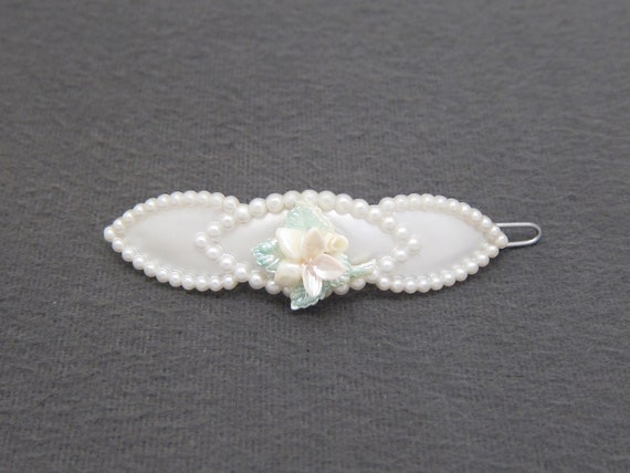 1950's TIP-TOP vintage hair clip, 2.5" pearly whi… - image 3