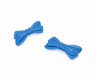 1950's vintage hair clip PAIR by TWINCO, small 1.8" blue plastic bow barrettes w/ metal clasp, new-old-stock, made in ENGLAND