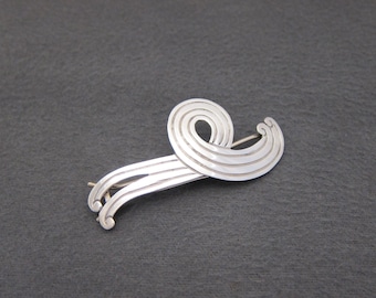 1970&#39;s STERLING SILVER vintage hair clip, 2.7&quot; carved wavy loop barrette, pinch wire clasp, TAXCO Mexico
