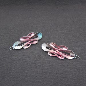 RARE 1950&#39;s vintage metallic hair clip pair, 2.2&quot; shiny blush/aqua plastic SWIRL SCROLL barrettes w/ wire clasp, new-old-stock