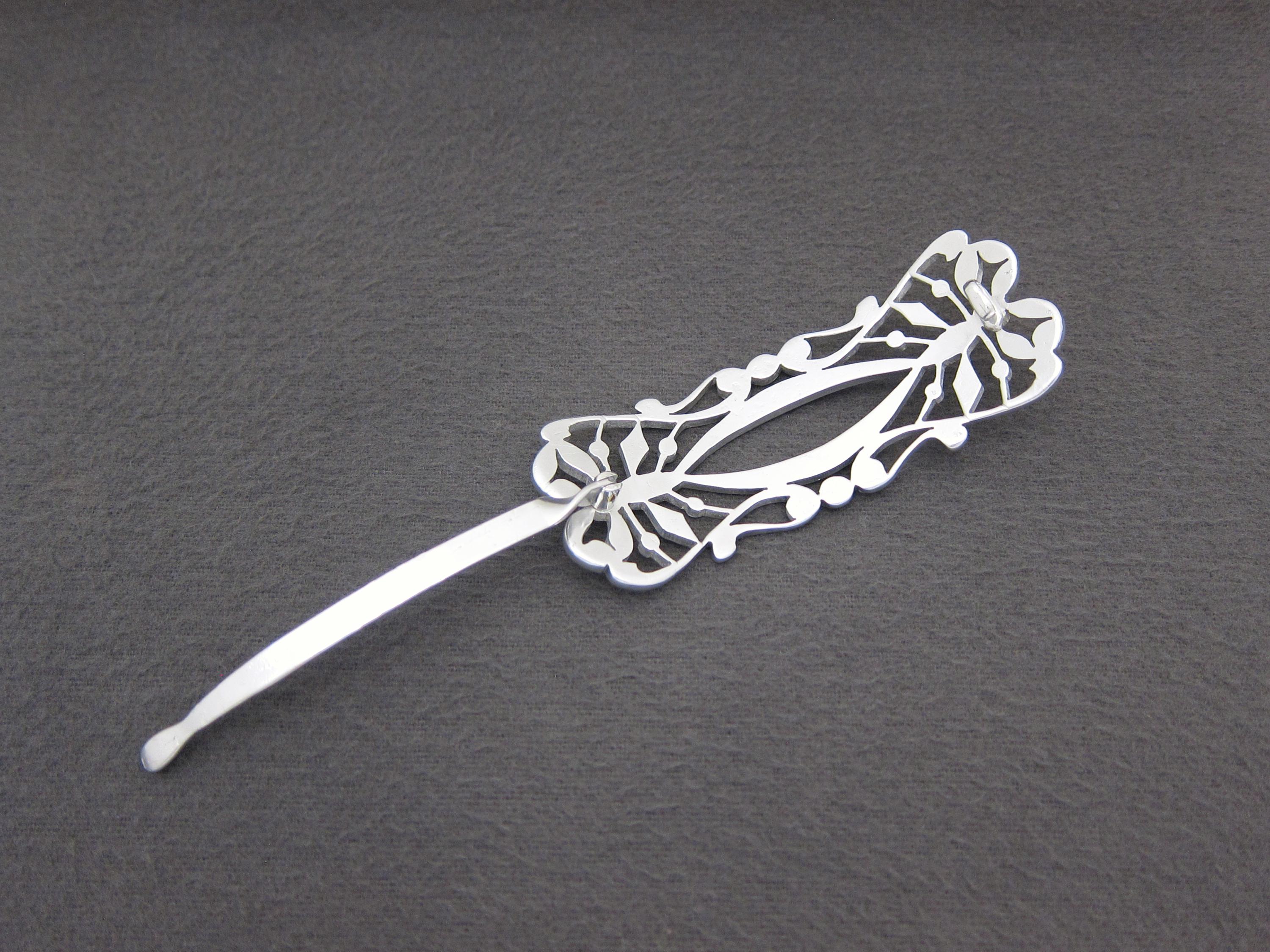 1910年代のアールヌーボー時代のアンティークヘアクリップ、3.3インチ