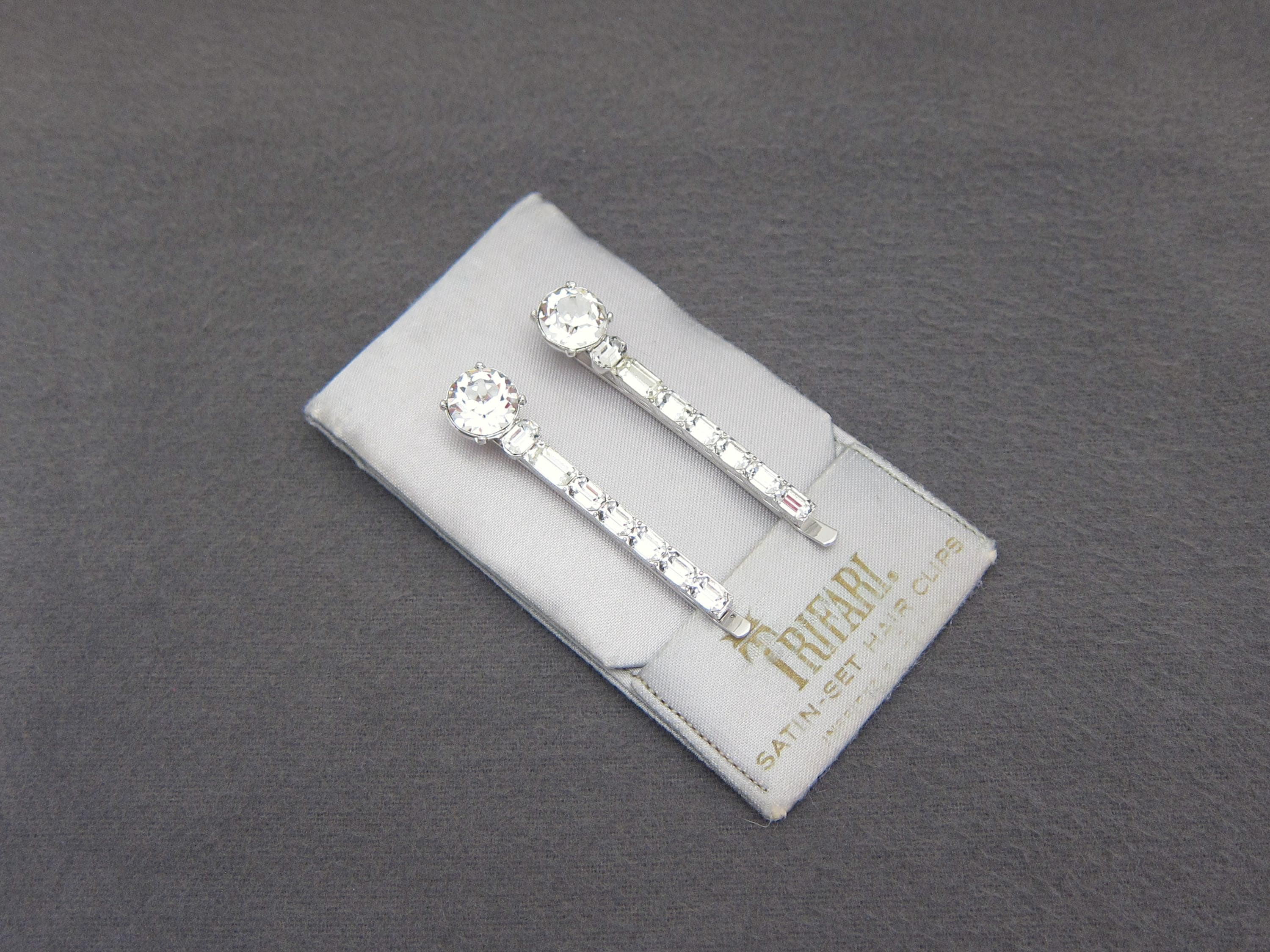 Trifari Crown Trifari Vintage 1950’s Crystal Hair Clips 1950 main image 3