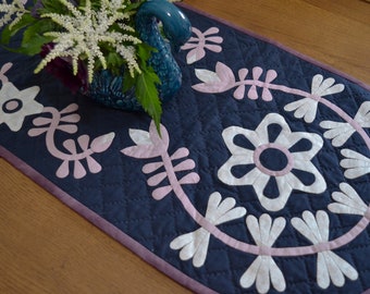 Amethyst Table Runner | Hand Appliqué Digital Download | Quilting