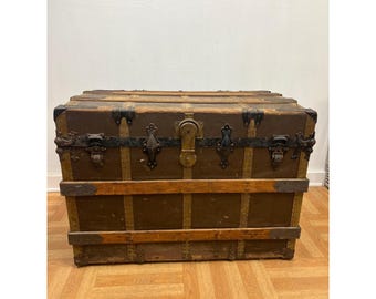 Vintage WOOD STEAMER TRUNK chest coffee table storage box antique brown tv stand