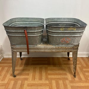 Vintage Double Basin Wash Tub stand metal galvanized mid century rustic planter primitive WHEELING country cottage plant storage cooler 266