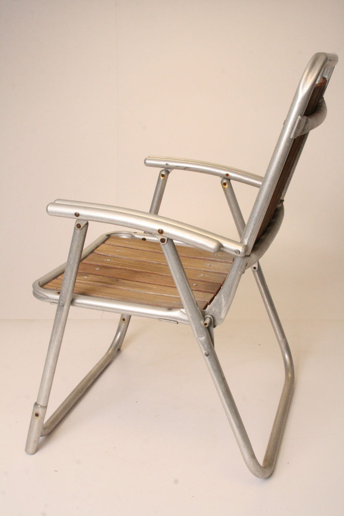 Vintage Aluminum Folding LAWN CHAIR redwood patio metal red Etsy