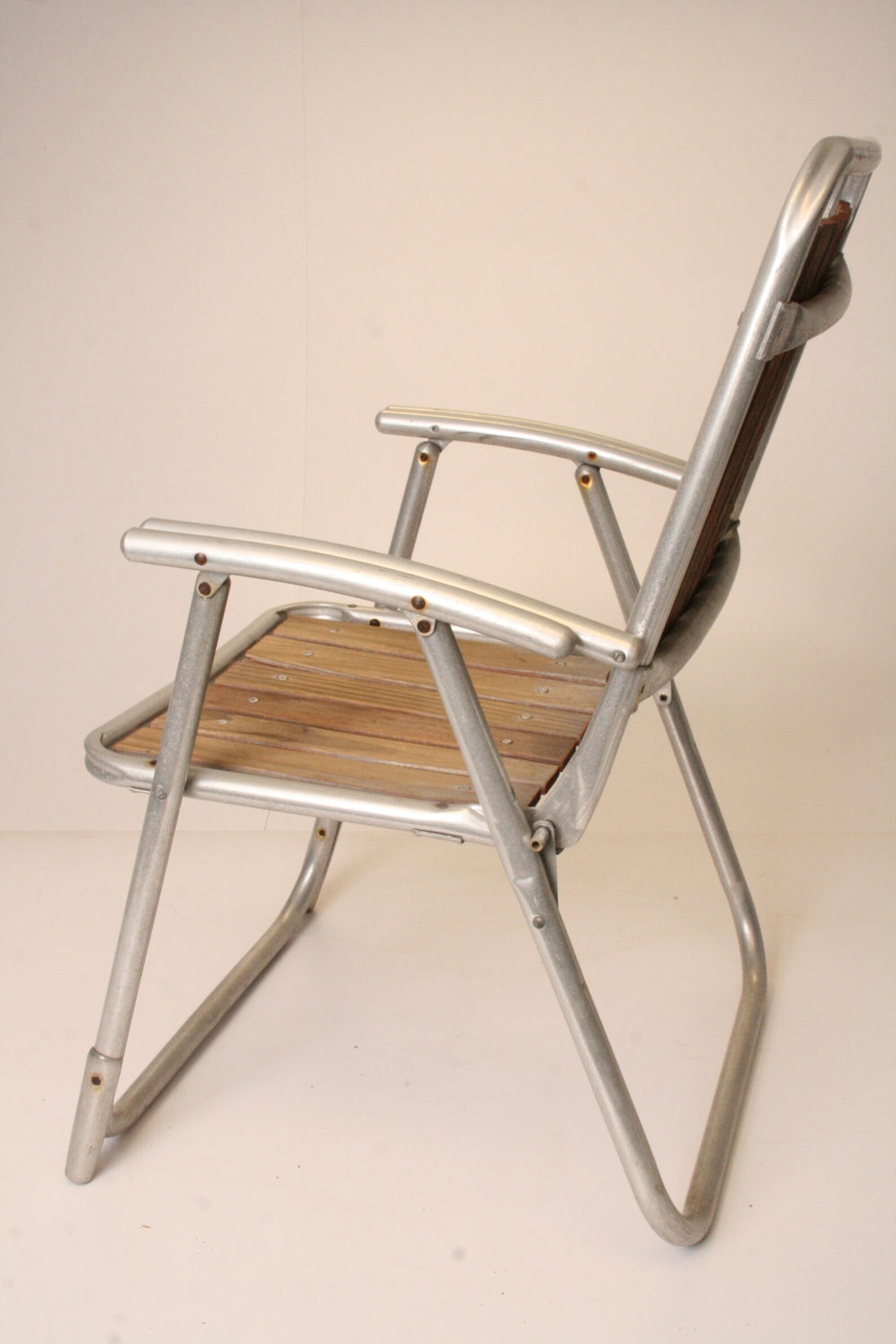 Vintage Aluminum Folding LAWN CHAIR redwood patio metal red Etsy