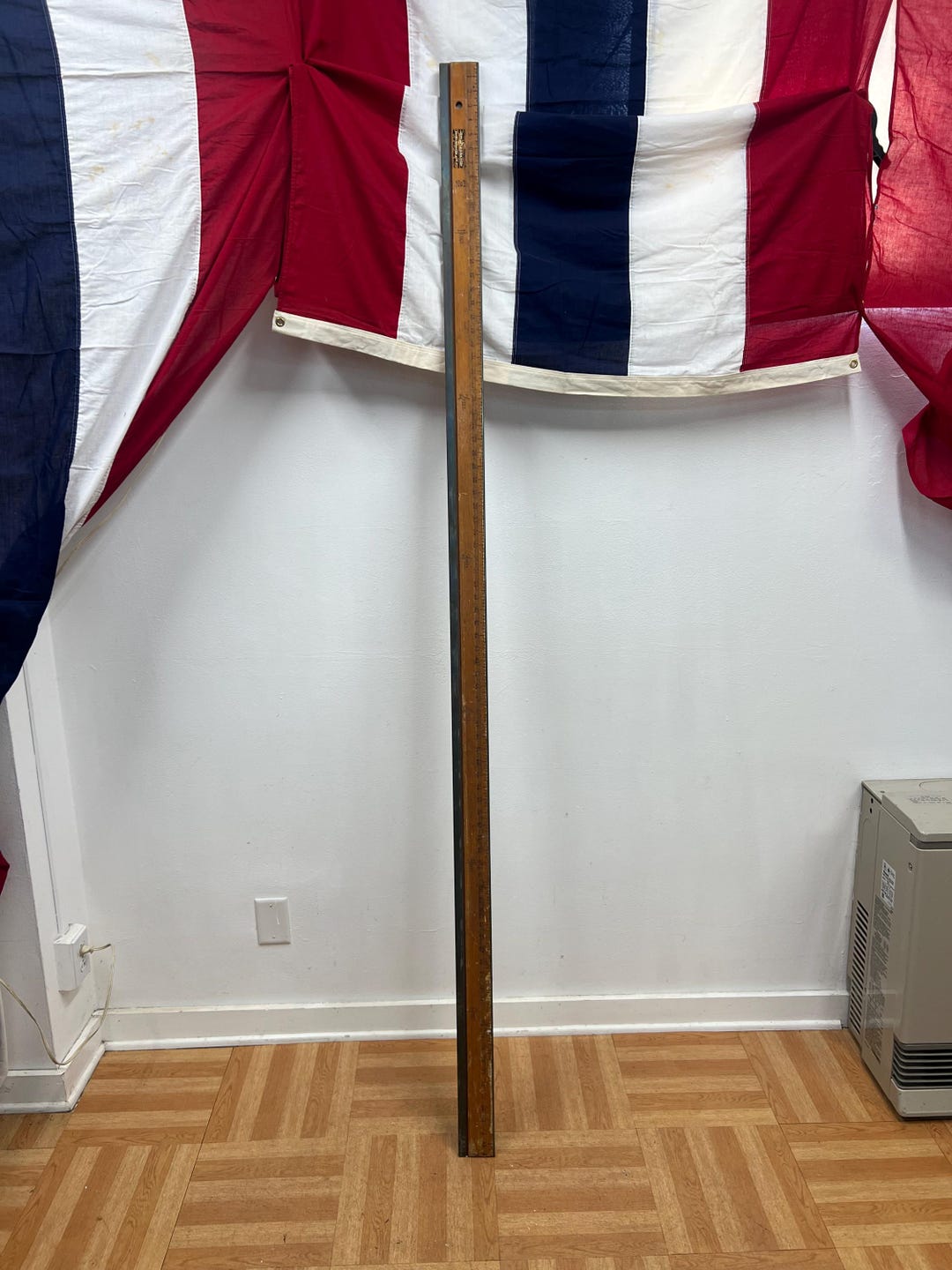 Vintage 7 Ft WOOD MEASURING RULER Brass Rule Wallpaper Antique ...