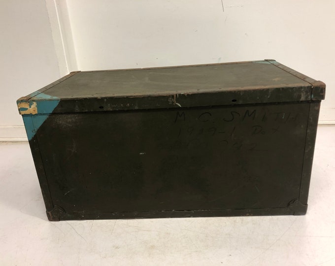 Vintage Military STORAGE TRUNK Luggage GREEN Chest Flat Top Foot Locker
