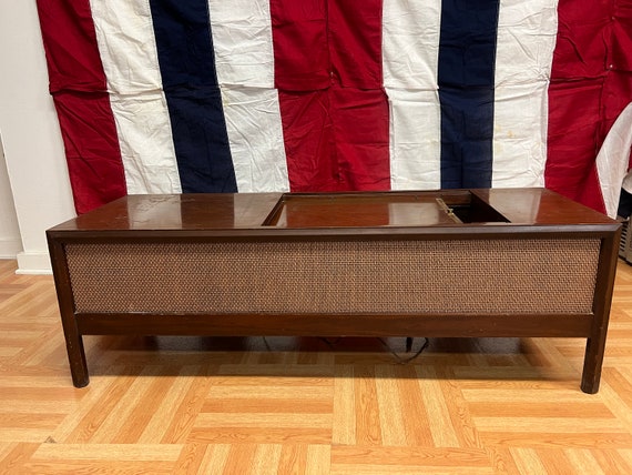 Credenza sale coffee table