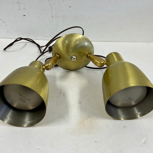 Vintage Brushed ALUMINUM LIGHT FIXTURE double wall bracket metal lamp shade sconce gold mid century modern indoor 60s