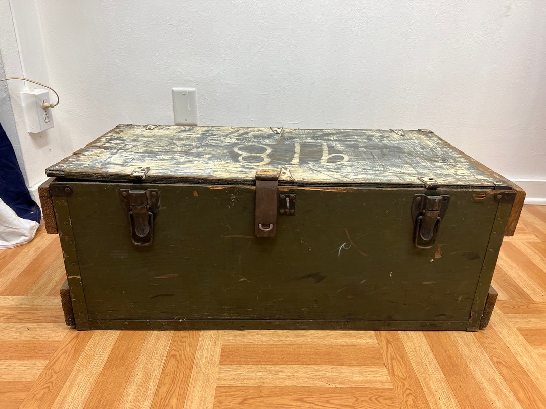 Vintage Military STORAGE TRUNK Drab Green Flat Top Foot Locker Etsy