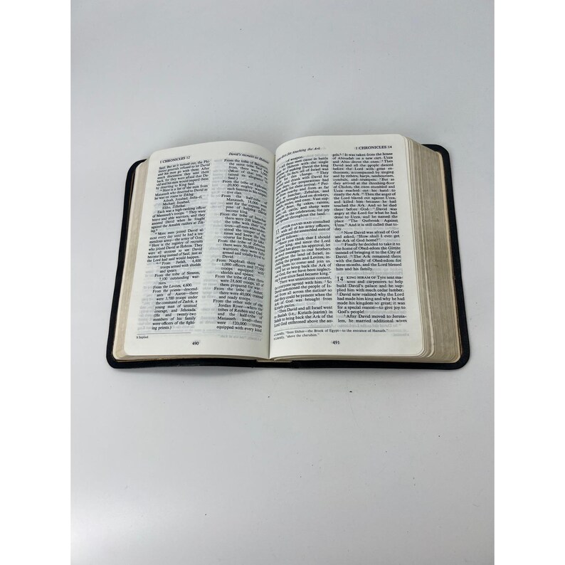 The Living Bible Paraphrased 1971 Tyndale House Black Cowhide Leather Binding zdjęcie 10