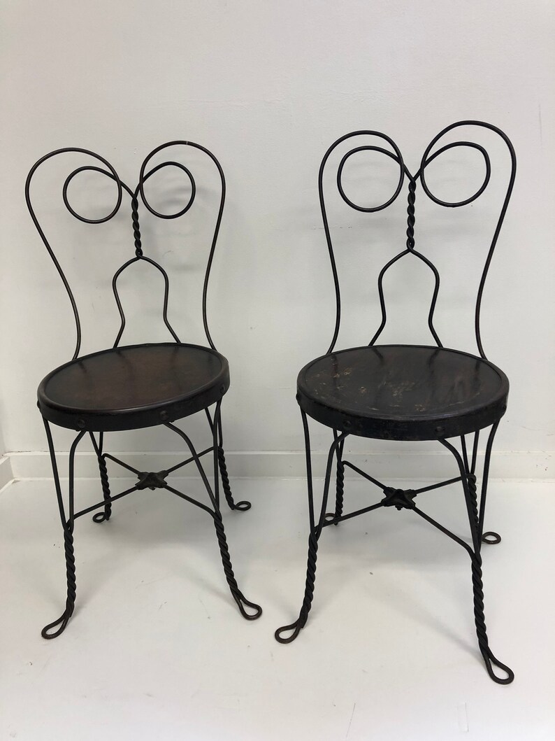 2 Vintage Bistro Chair Pair Cafe Mid Century Metal Set Ice Cream Parlor Wire Art Deco Modern Antique Wedding Shabby Cottage Chic Brown