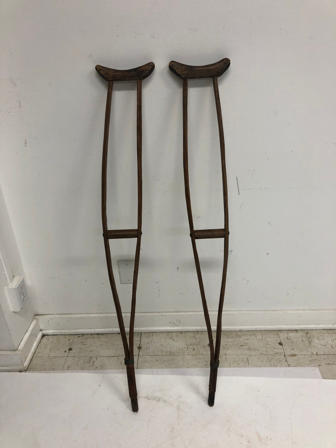 Vintage WOOD CRUTCHES Pair Set Wall Art Loft Cabin Antique Etsy