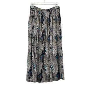 Vintage Floral Midi Skirt with Pockets - Boho Cottagecore