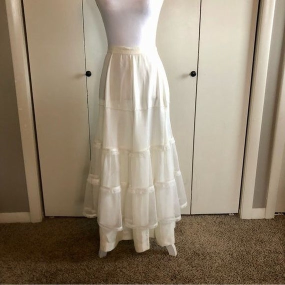 Vintage Wedding Dress Skirt Slip Womens S? Used Cr
