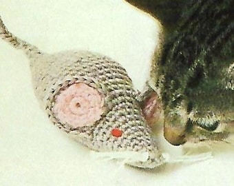 Crochet PATTERN for Catnip Mouse!  Crochet Your Own Cat Toy - Mouse To Fill With Catnip