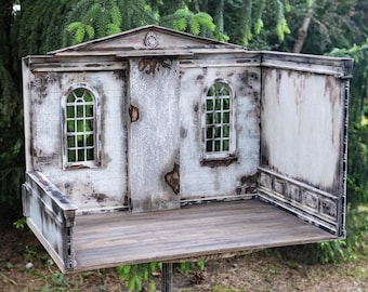Casa de muñecas antigua a escala 1/6