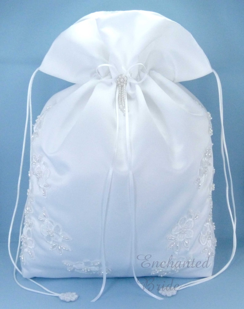 Satin Bridal Money Bag E1D4MB with Pearl-Embellished Floral Lace, in LARGE size, for Envelopes and cards, and etc. White