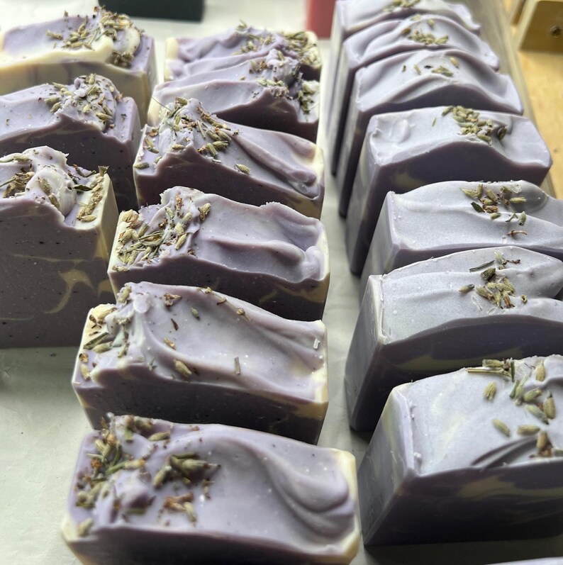 Lavender Handmade Soap Bar - Organic - Artisan - Cold Process - Palm ...