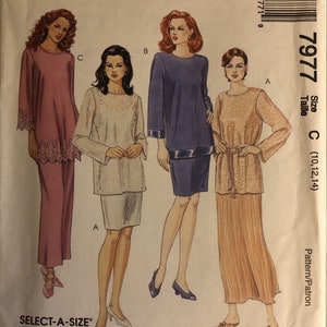 VTG 7977 McCalls (1995). Enkla McCalls. Tunika, linne och byxor för fröken. Storlek 10-12-14. Komplett, oanvänd, fullkornsfärgad. Utmärkt skick.