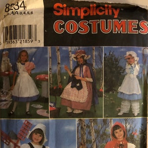 VTG 8234 Simplicity (1998).  Simplicity Costumes.  Girl&#39;s Costumes.  Size 3-4-5-6 and 5-6-7-8.  Complete, unused, FF. Excellent condition.