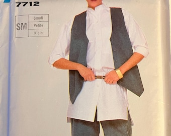 VTG 7712 Simplicity (1986).  Super Saver.  Misses' Shirt, Vest, Pants.  Size Small (10 - 12).  Complete, unused, FF.  Excellent condition.