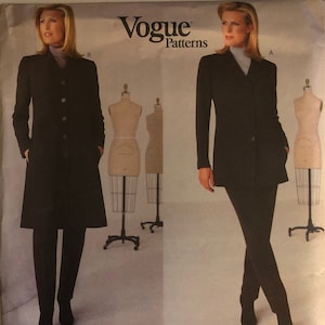 VTG 2005 Vogue (1997). Vogue American Designer, Calvin Klein. Misses&#39; Jacket, top & Pants. Size 14-16-18. Excellent condition.