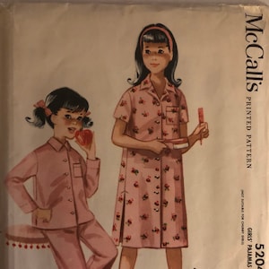 VTG 5204 McCalls (1959).  Girl&#39;s Pajamas or Nightshirt.  Size 12, Breast 30&quot;.  Complete, unused, neatly cut/FF.  Excellent condition.