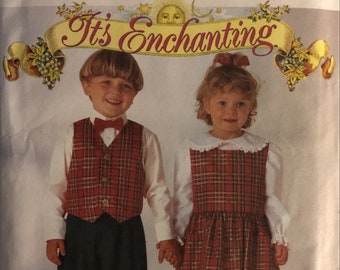 Rare VTG 4727 Butterick (1996).  C’est enchanteur.  Robe pour enfants, Pinafore, Gilet, Pantalon, Nœud papillon.  Taille 5-6-6X.  Terminé, FF.  EX cond.