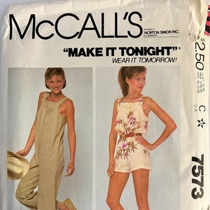 VTG 7573 McCalls (1981).  Make it Tonight, Wear it Tomorrow!  Misses&#39; Jumpsuit.  Size 6 to 8.  Complete, unused, FF.  Excellent condition.