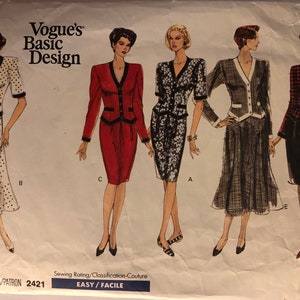 VTG 2421 Vogue (1990).  Vogue Basic Design.  Misses&#39; Top & Skirt.  Size 12-14-16.  Complete, unused, FF. Excellent condition.