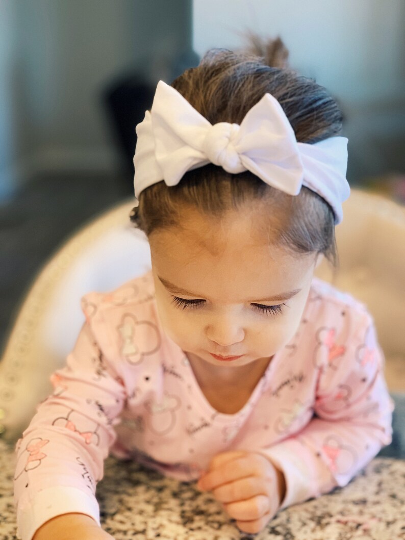 Baby Turban Headbands, Baby Girl Headband, Knot Bow Headband, Baby Bows, Newborn Headband, Knit Baby Headband, Newborn Girl, Newborn Bows image 2