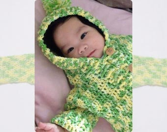 Padrão de crochê para suéter com capuz para bebê: 3 a 9 meses, tutorial em fotos (download em PDF)