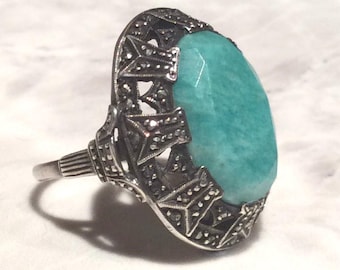 Art Deco 1920’s Green Peking Glass Marcasite Silver Ring