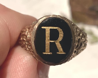 Vintage Initial R Gold Onyx Signet Ring- 9ct
