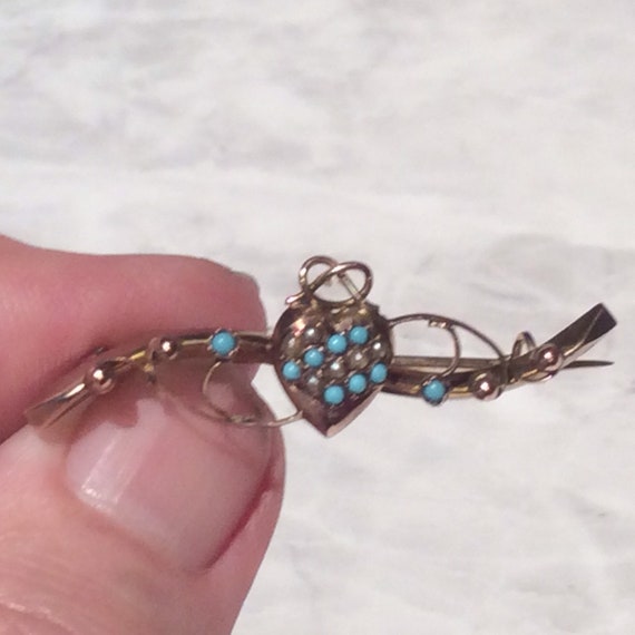 Antique Bow Topped Turquoise Pearl Heart Gold Bro… - image 2