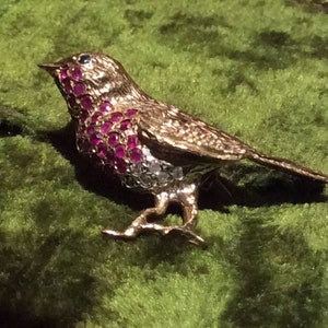 Vintage Gold Ruby Diamond Sapphire Robin Bird Brooch - 9ct