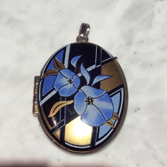 Michaela frey locket sale