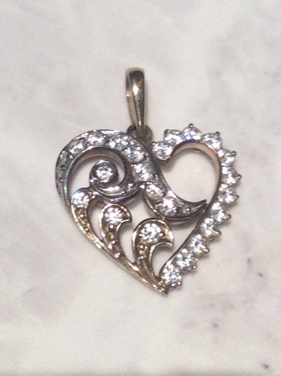 Antique Vintage Heart CZ Heart Gold Pendant - image 7