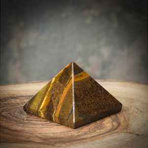 Gold Tigerauge Pyramiden 26 – 28 mm | Kristallpyramiden für Gitter | Wähle deine Lieblingspyramide aus