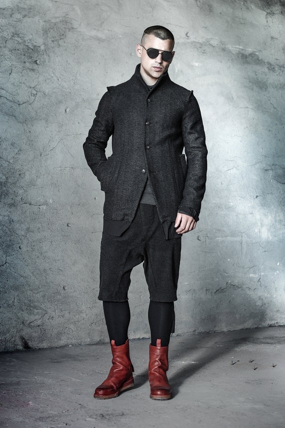 Ropa extravagante para hombre sale