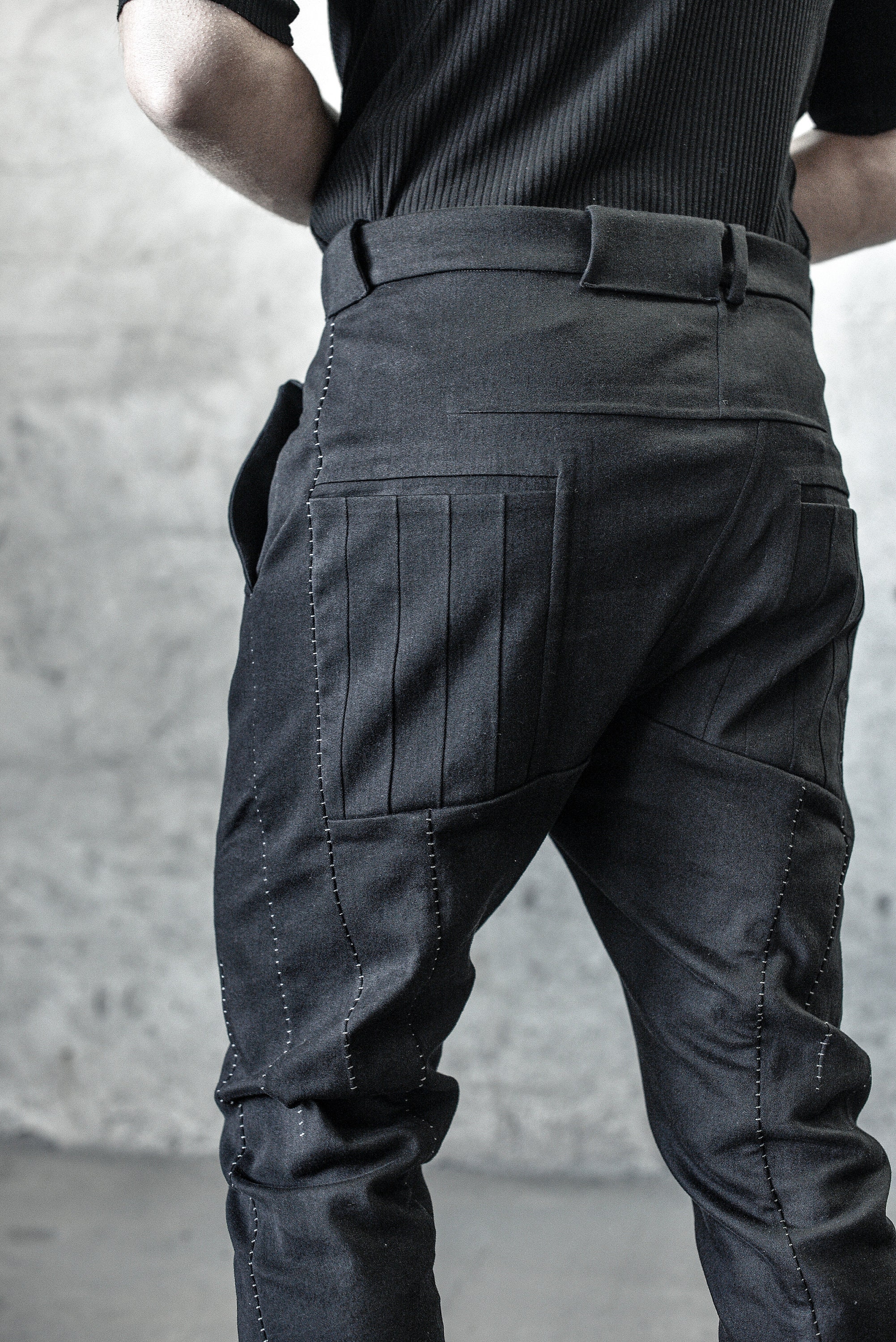 【HUECLOSET】★送料・関税込★Scar black washed denim pants il_fullxfull.3114057506_bejm.jpg
