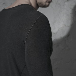 Black Top / Distorted Wool Shirt / Distorted Asymmetrical Shirt / Mens Clothing / Long Sleeved Asymmetric Top by POWHA imagem 7