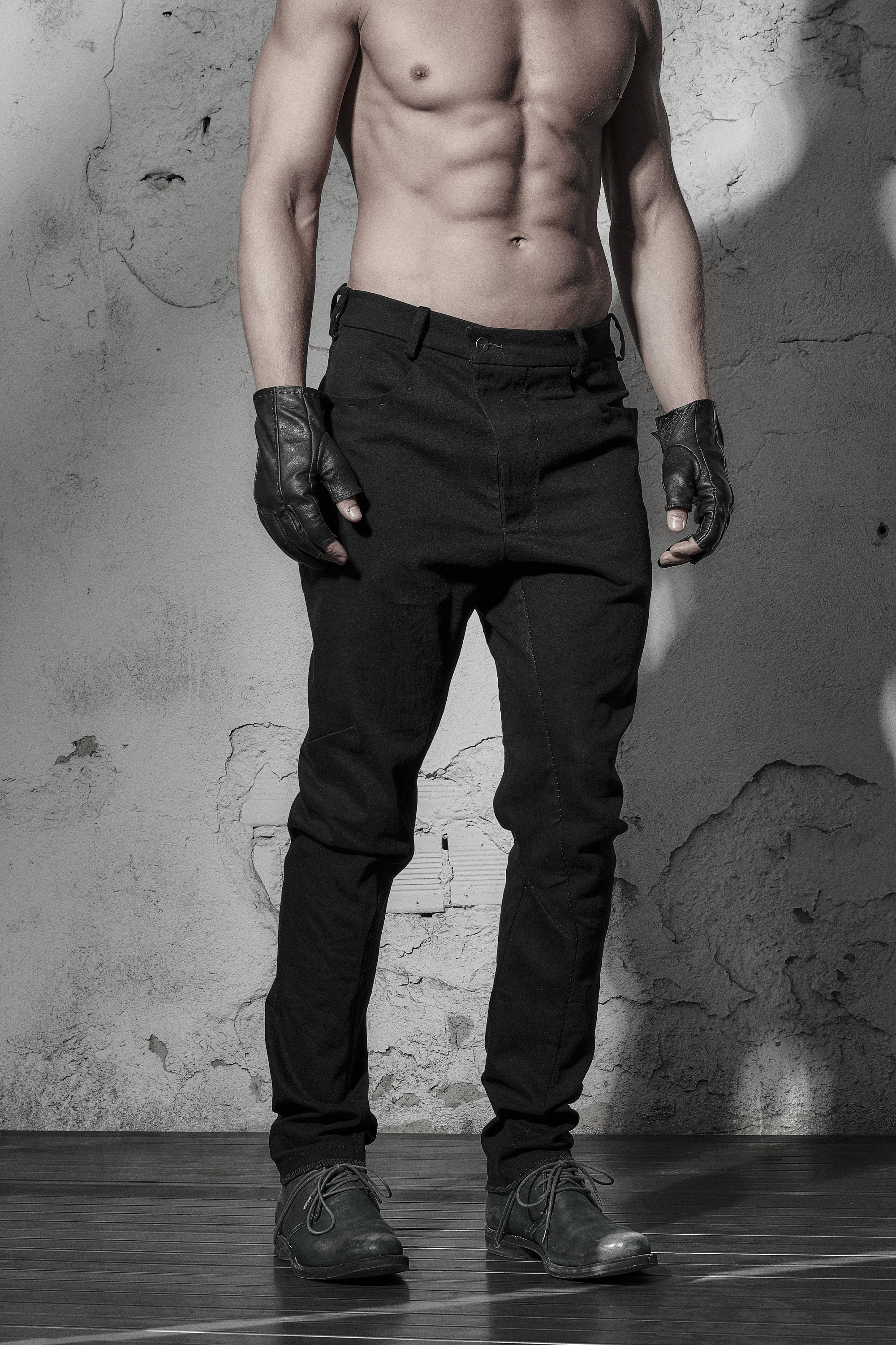 【todayful】Highwaist Typewriter Pants Butt Shaping & Lifting Washed Denim in Black | Freddy