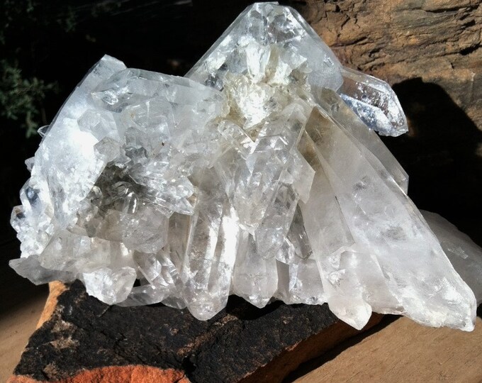 Large CLEAR LEMURIAN CLUSTER, 2 Pounds 6oz, 7.5" x 5"  Long Clear Points Tantric Twin, Soul Mates Sedona, Reiki Charged Relationship